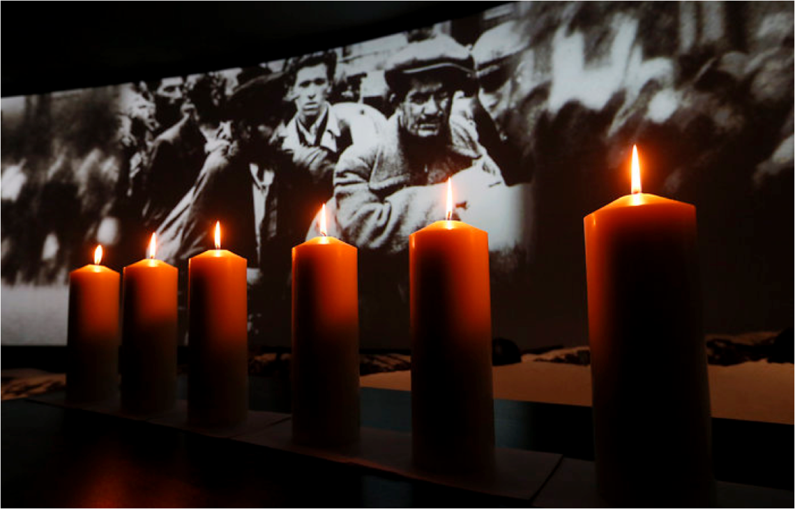 Holocaust-candles